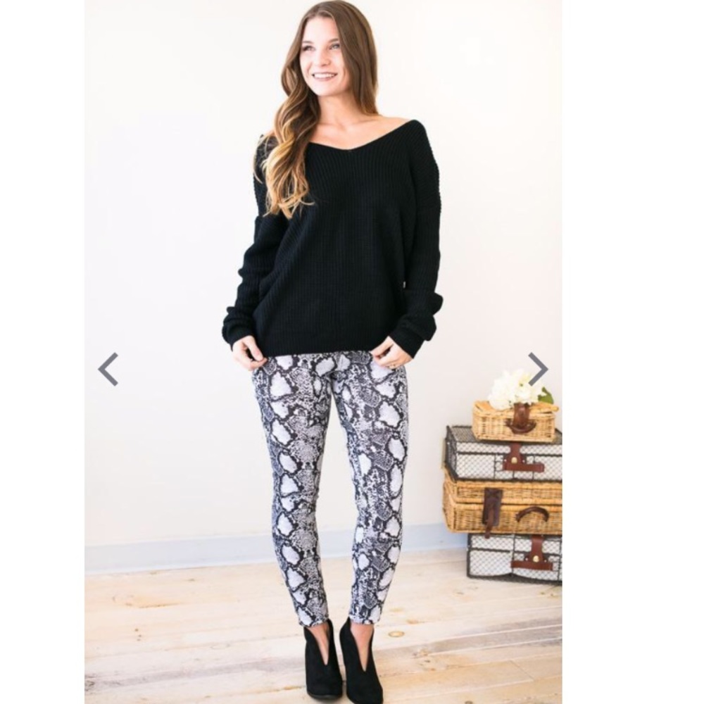 Black and White Snakeskin Jeggings